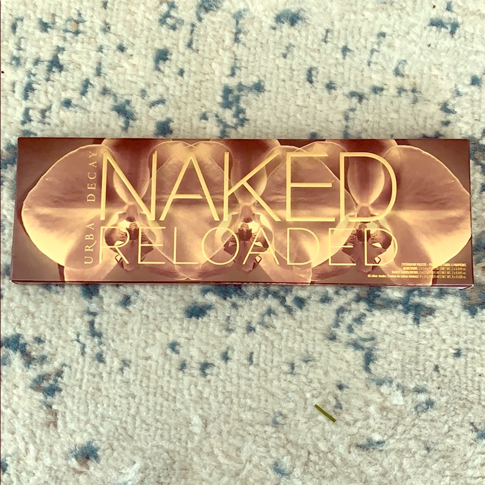 New Naked reloaded neutral eyeshadow palette